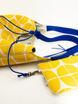 sac "Kumi"- serie "nomura jaune" anse bleu roi - tissu contemporain japonais
