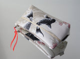 Trousses S,M,L - série " white Koi " - Tissu japonais